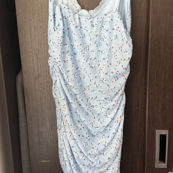 Princess Polly Blue Floral Mini Dress - Picture 2 of 3